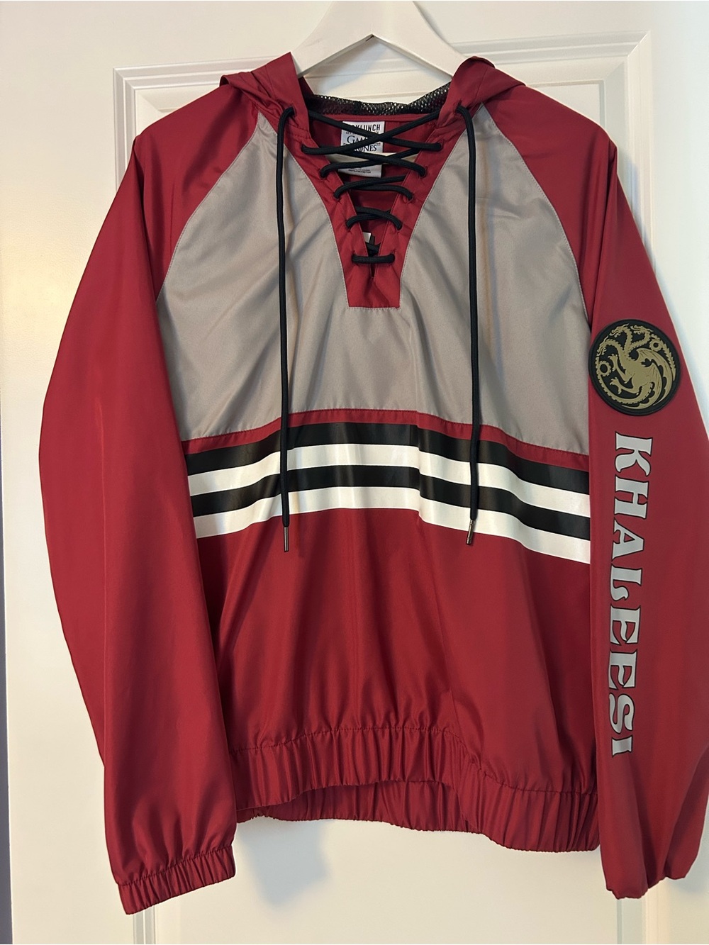 Boxlunch Game Of Thrones HBO Khaleesi Red Hooded Pullover Windbreaker